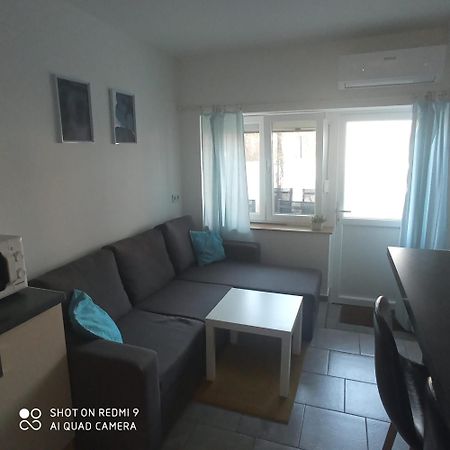 Apartments Max Vir Exteriör bild